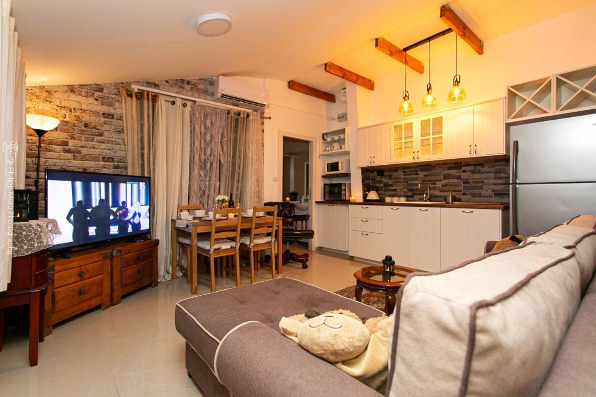 Private Garden House Villa Haifa Exterior photo